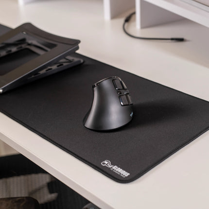 Ergonomická vertikální myš