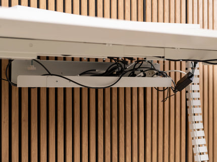 Výškově nastavitelný stůl – elektrický s LED panelem