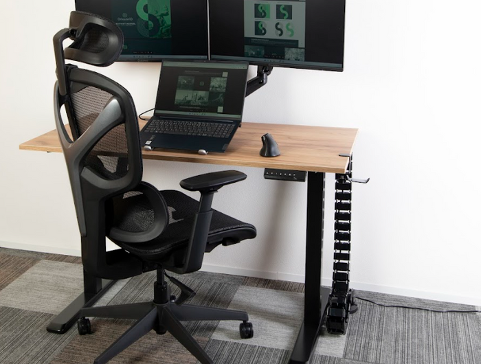 <h3><strong>Ergonomický pracovní set - Plus</strong></h3>